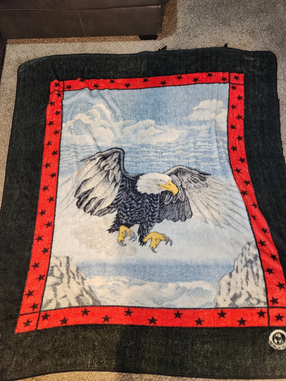Vintage Golden Bear Heavy Duty Fleece Eagle Blanket Size 85×78